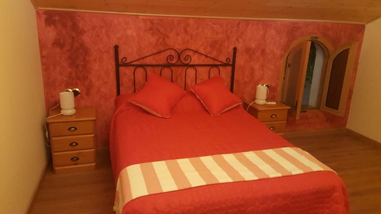 Alojamiento La Presa Del Colindon Guest House Chulilla Luaran gambar
